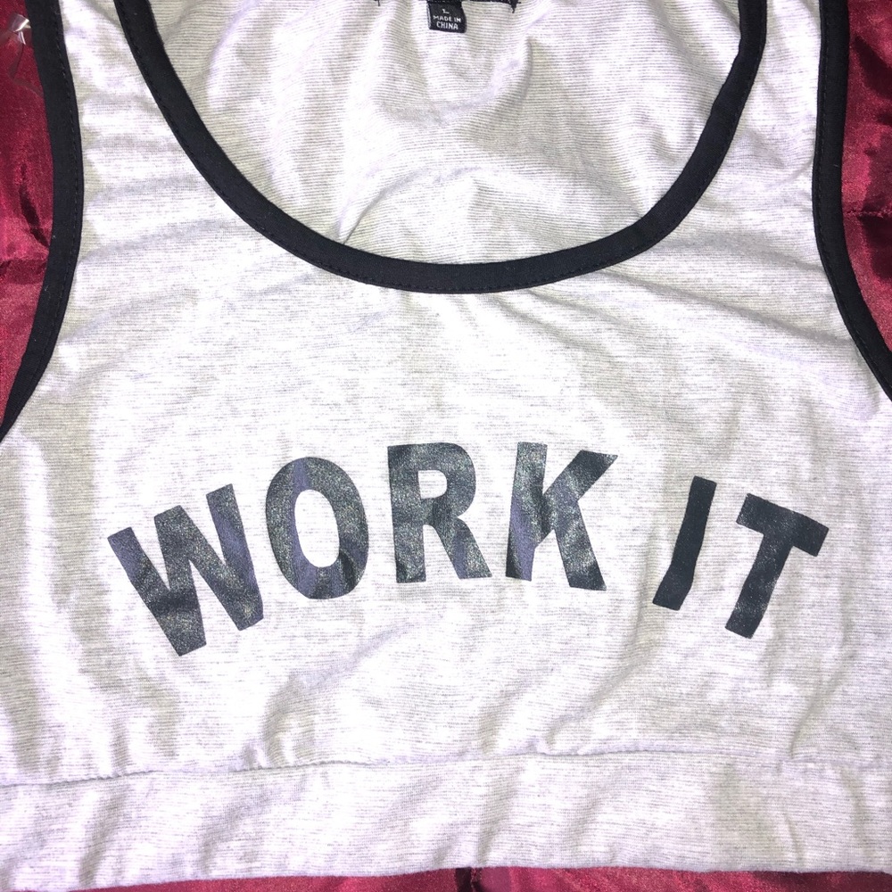 A crop top !